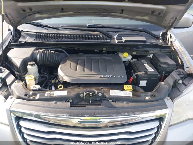 2C4RC1BG5ER183438 Chrysler Town & Country Touring