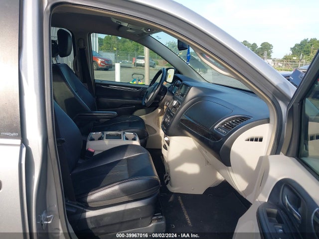 2C4RC1BG5ER183438 Chrysler Town & Country Touring