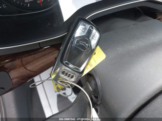 WAUGMAF41KA055974 Audi A4 40 Premium/40 Titanium Premium