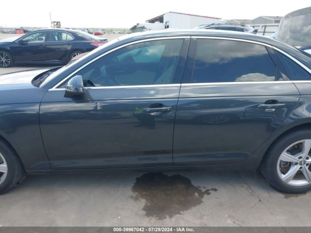WAUGMAF41KA055974 Audi A4 40 Premium/40 Titanium Premium