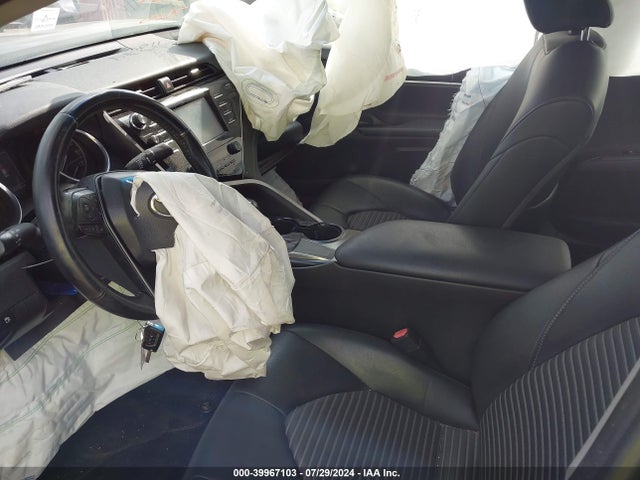 Toyota CAMRY SE 2018 4T1B11HK7JU636406 Image 5
