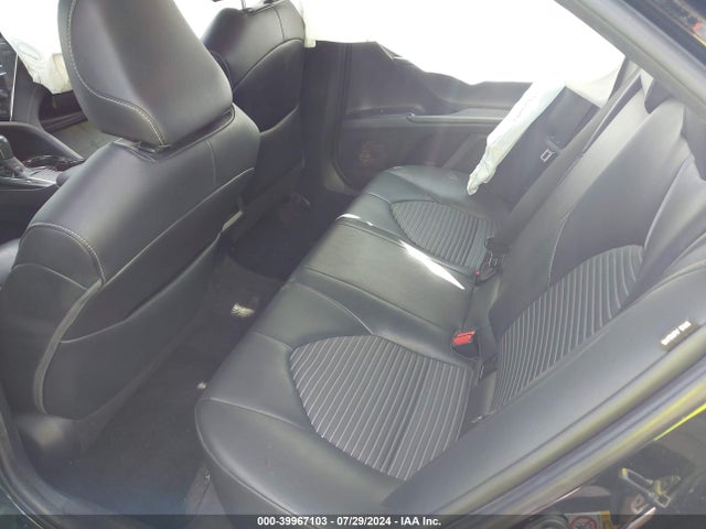 Toyota CAMRY SE 2018 4T1B11HK7JU636406 Image 8