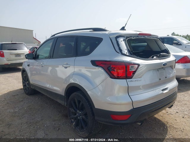 Ford ESCAPE SE 2019 1FMCU0GD0KUB64026 Image 3