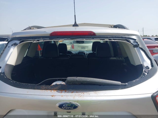 Ford ESCAPE SE 2019 1FMCU0GD0KUB64026 Image 6