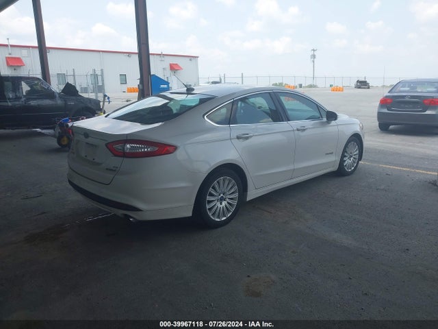 39967118 :رقم المزاد ، 3FA6P0LU2DR177536 vin ، 2013 Ford Fusion Hybrid Se مزاد بيع