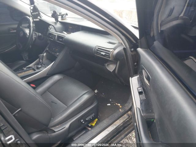 JTHBA1D29H5052747 Lexus IS 200T