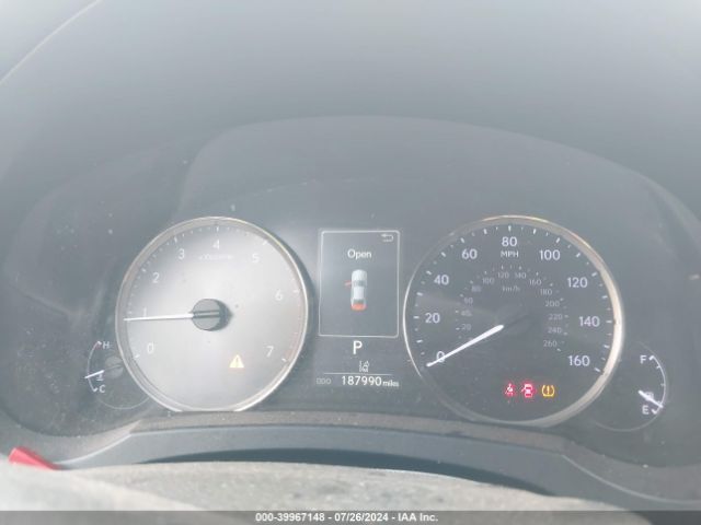 JTHBA1D29H5052747 Lexus IS 200T
