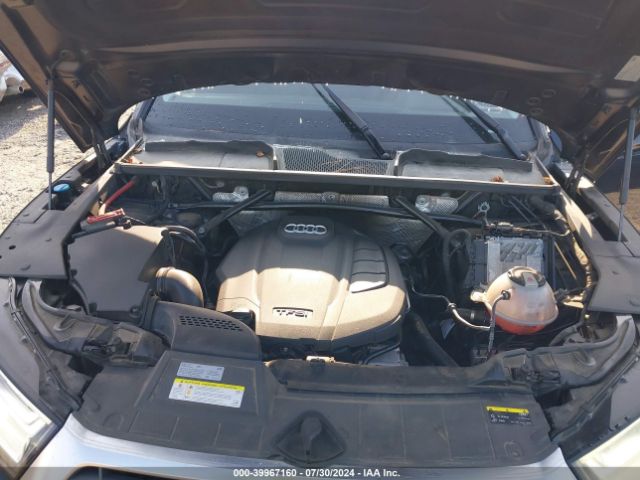 WA1BNAFYXJ2228116 Audi Q5 2.0t Premium/2.0t Tech Premium