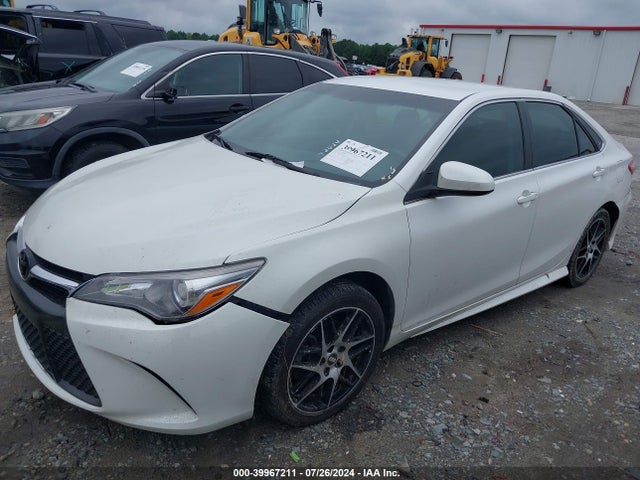 Toyota CAMRY SE 2017 4T1BF1FK6HU282909 Image 2