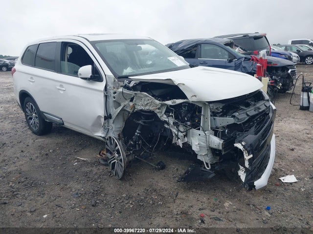 2018 MITSUBISHI OUTLANDER JA4AD3A30JZ062878 Photo 0