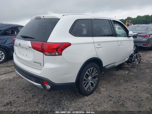 2018 MITSUBISHI OUTLANDER JA4AD3A30JZ062878 Photo 3