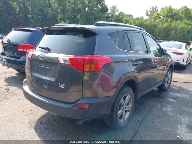 Toyota Rav4 Xle 2015 JTMRFREV8FJ038125 Image 4