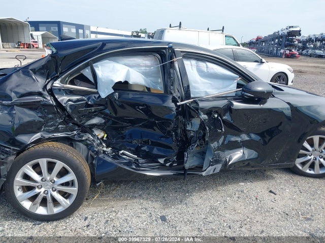 JTHBA1D22G5026778 Lexus IS 200T