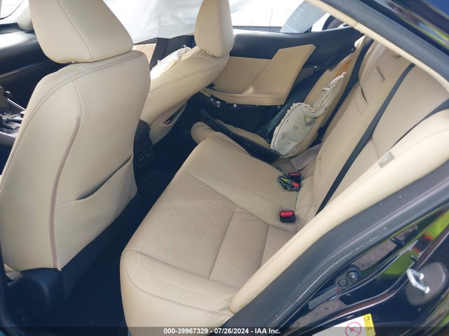 JTHBA1D22G5026778 Lexus IS 200T