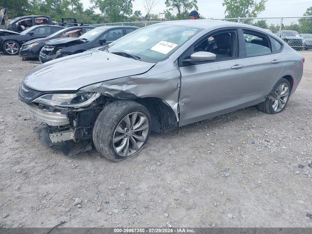 Chrysler 200 S 2016 1C3CCCBB9GN160951 Image 2
