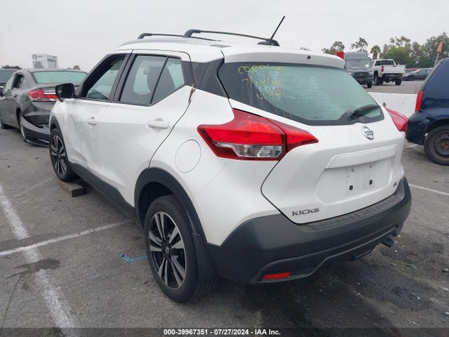 3N1CP5CU3KL511781 Nissan KICKS SV