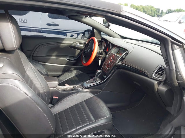 W04WH3N58HG017067 Buick Cascada Premium