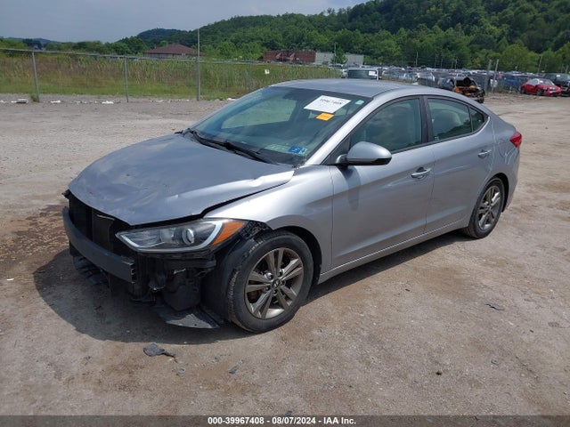 Hyundai ELANTRA SE 2017 5NPD84LF6HH009169 Image 2