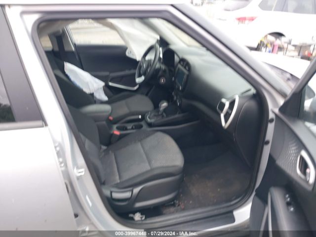 KNDJ23AU6L7075458 KIA SOUL LX