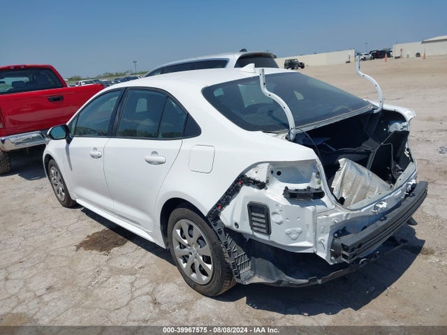 Toyota COROLLA LE 2021 5YFEPMAE0MP234685 Image 3