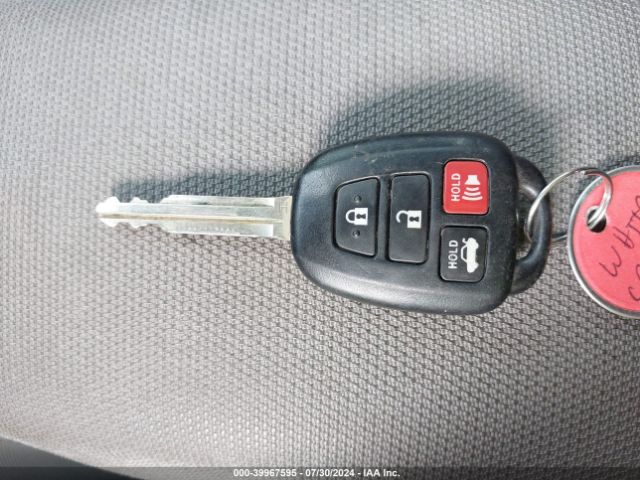 2T1BURHE9GC700584 Toyota Corolla L/le/le Pls/prm/s/s Pls