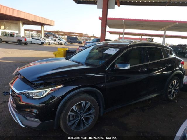 SJKCH5CR1JA057412 Infiniti Qx30 Premium