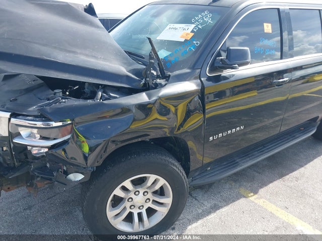 Chevrolet Suburban Lt 2018 1GNSCHKC7JR111560 Image 11