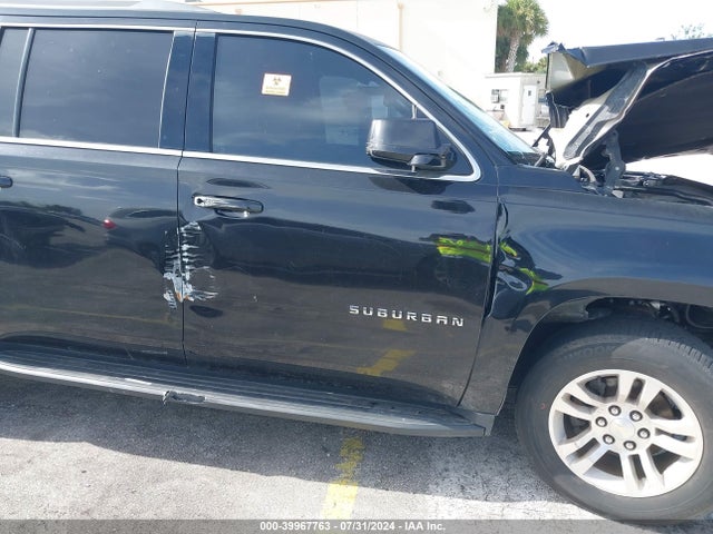 Chevrolet Suburban Lt 2018 1GNSCHKC7JR111560 Image 12