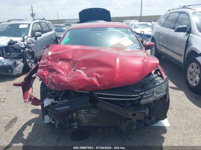 1VWAA7A37JC007933 Volkswagen Passat 2.0t R-line/2.0t S