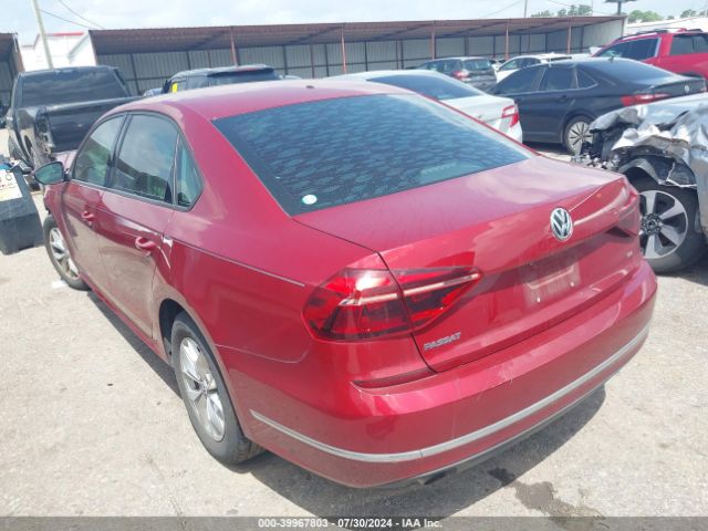 1VWAA7A37JC007933 Volkswagen Passat 2.0t R-line/2.0t S