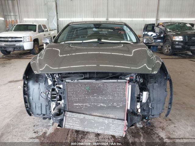 SJKCH5CP2JA060978 Infiniti Qx30 Luxury