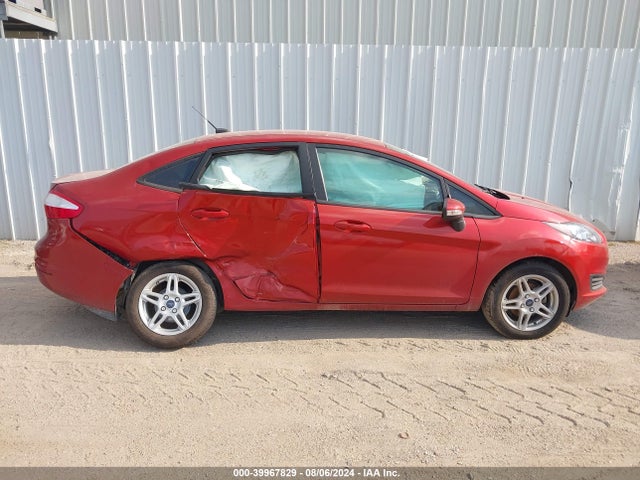 Ford FIESTA SE 2018 3FADP4BJ2JM109526 Image 13