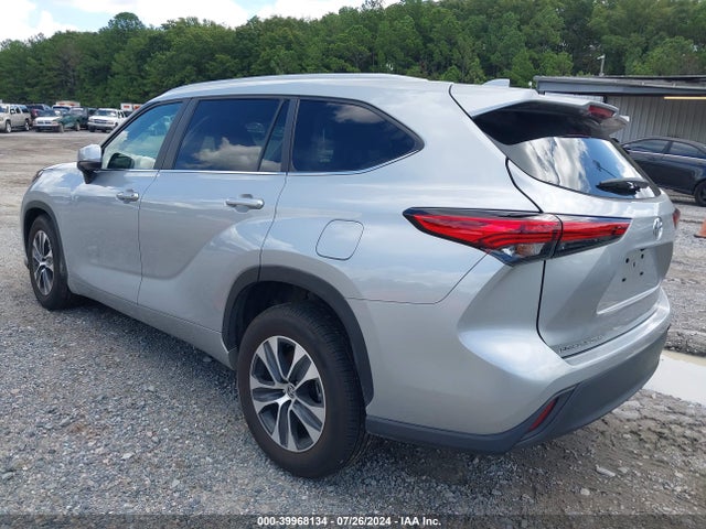 Toyota Highlander Xle 2023 5TDKDRAH6PS047479 Image 3
