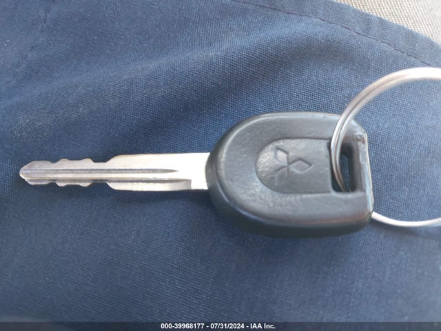 2000 MITSUBISHI GALANT 4A3AA46L3YE003514 Photo 10