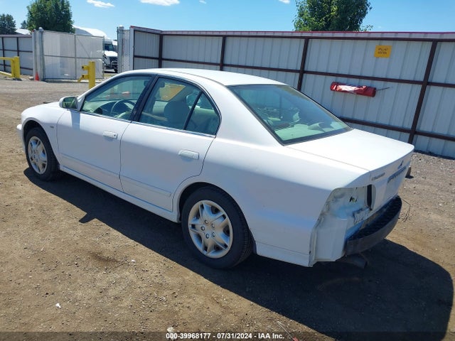 2000 MITSUBISHI GALANT 4A3AA46L3YE003514 Photo 2