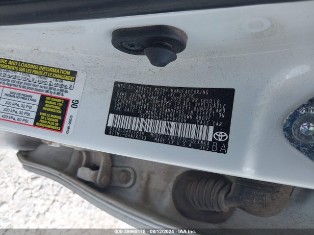 Toyota COROLLA LE 2016 5YFBURHE5GP485608 Image 9