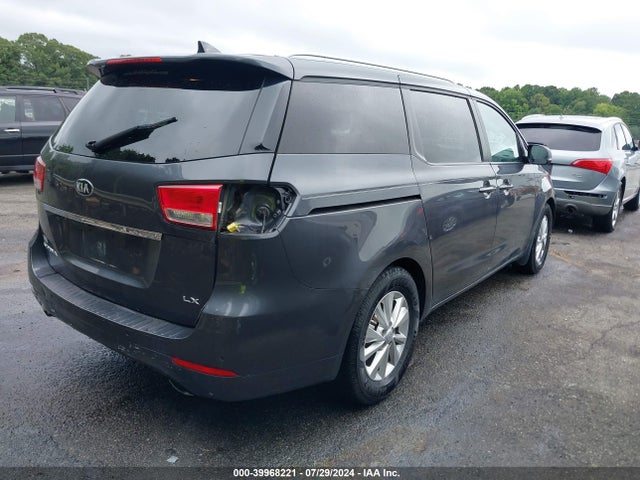 KIA SEDONA LX 2018 KNDMB5C19J6348553 Image 4