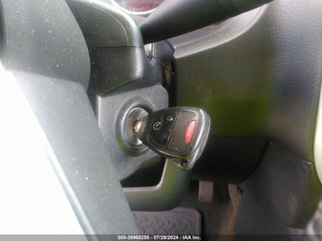 1C4NJDEBXGD759102 Jeep Compass Latitude