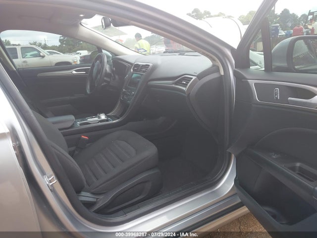 Ford FUSION SE 2020 3FA6P0HD0LR126138 Image 5