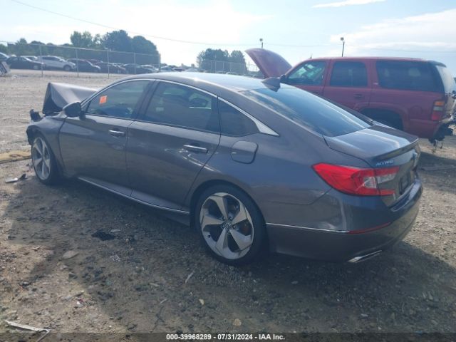 1HGCV1F9XJA005214 Honda Accord Touring