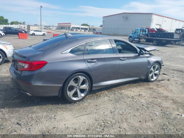 1HGCV1F9XJA005214 Honda Accord Touring