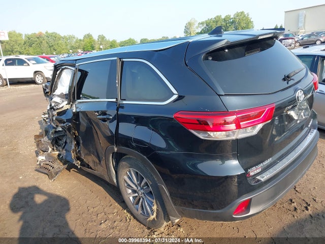 Toyota Highlander Xle 2019 5TDJZRFH7KS612708 Image 3