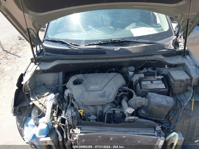 KIA Soul 2016 KNDJN2A28G7265199 Image 10