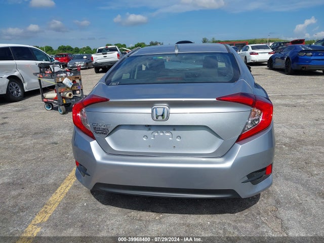 Honda CIVIC EX 2018 19XFC2F73JE031575 Image 17