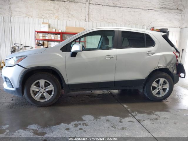 3GNCJNSB1LL328774 Chevrolet Trax Awd Ls