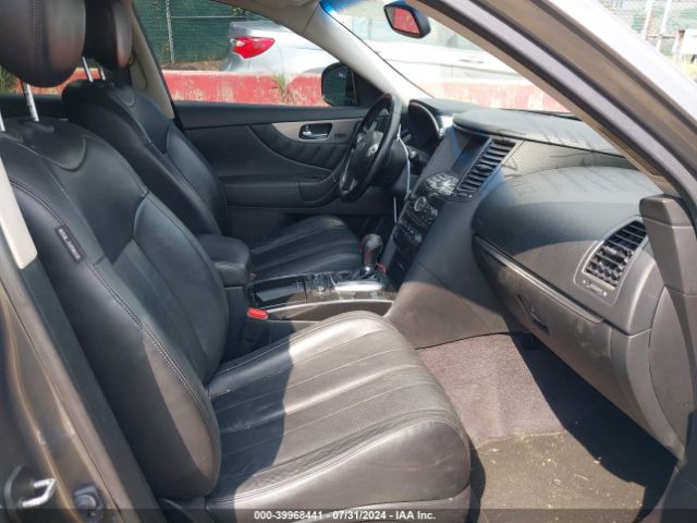 JN8CS1MW7FM480636 Infiniti QX70