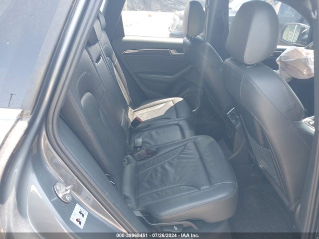 Audi Q5 2.0t Premium 2016 WA1L2AFP1GA077587 Image 8