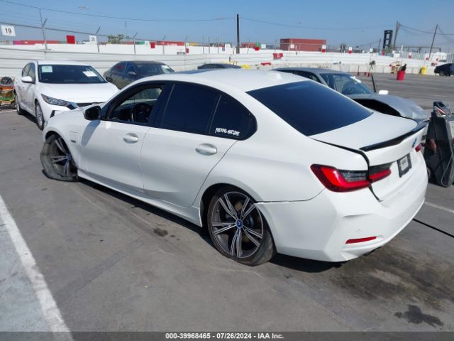 3MW39FF09P8D21299 BMW 3 Series 330e