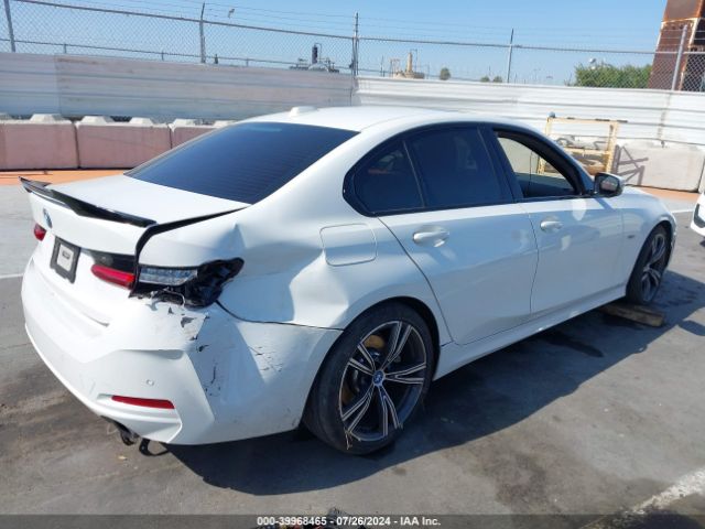 3MW39FF09P8D21299 BMW 3 Series 330e