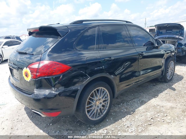 2012 PORSCHE CAYENNE WP1AA2A24CLA02865 Photo 3